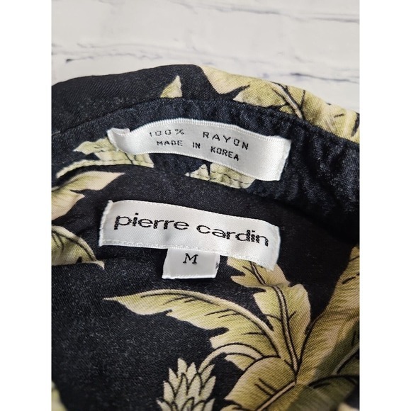 Pierre Cardin‎ Medium Button Up Hawaiian Shirt Collared Black Korea Hula Palm - Picture 16 of 16